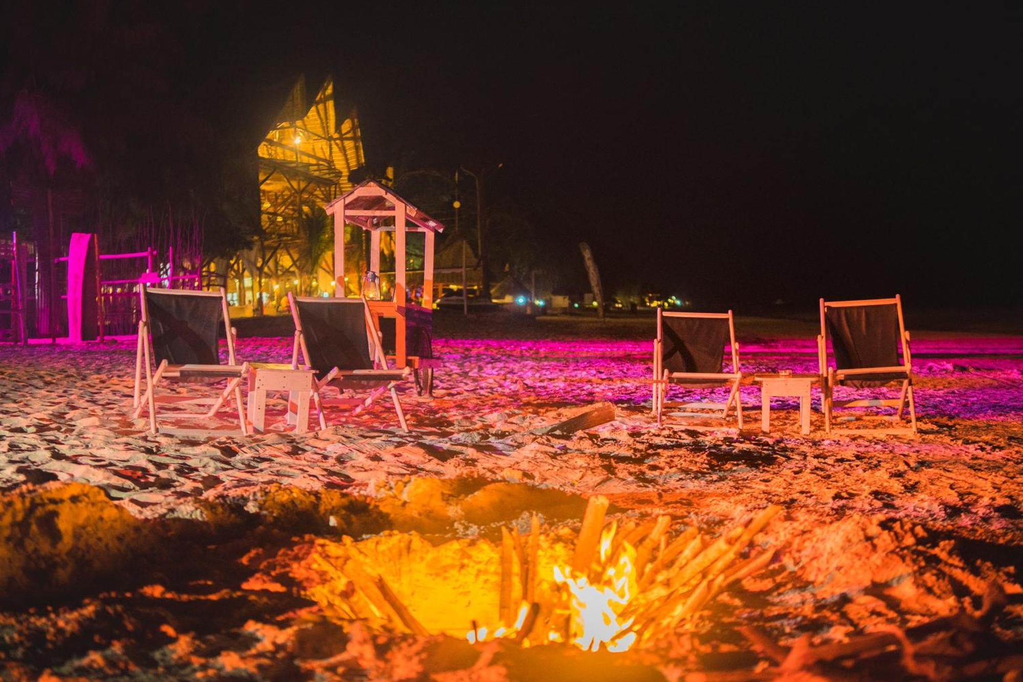 B4 Beach Club パジェ エクステリア 写真