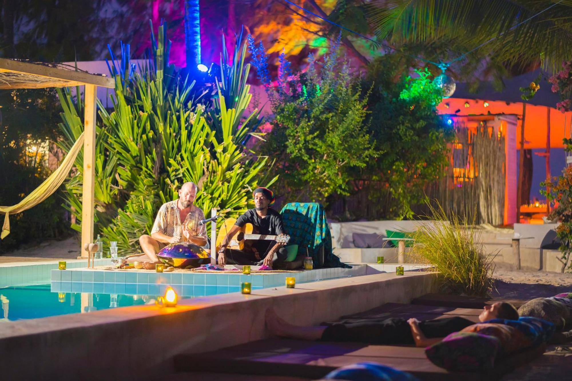 B4 Beach Club パジェ エクステリア 写真