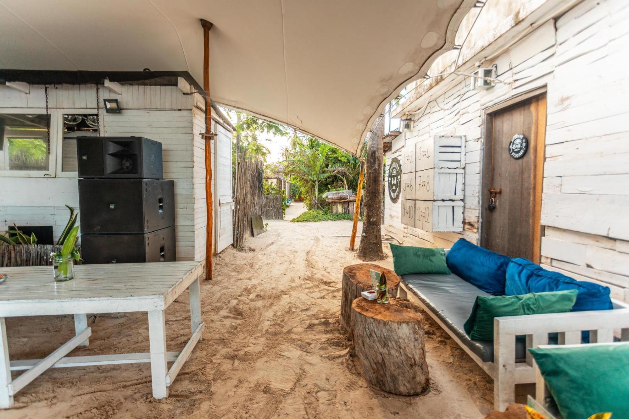 B4 Beach Club パジェ エクステリア 写真
